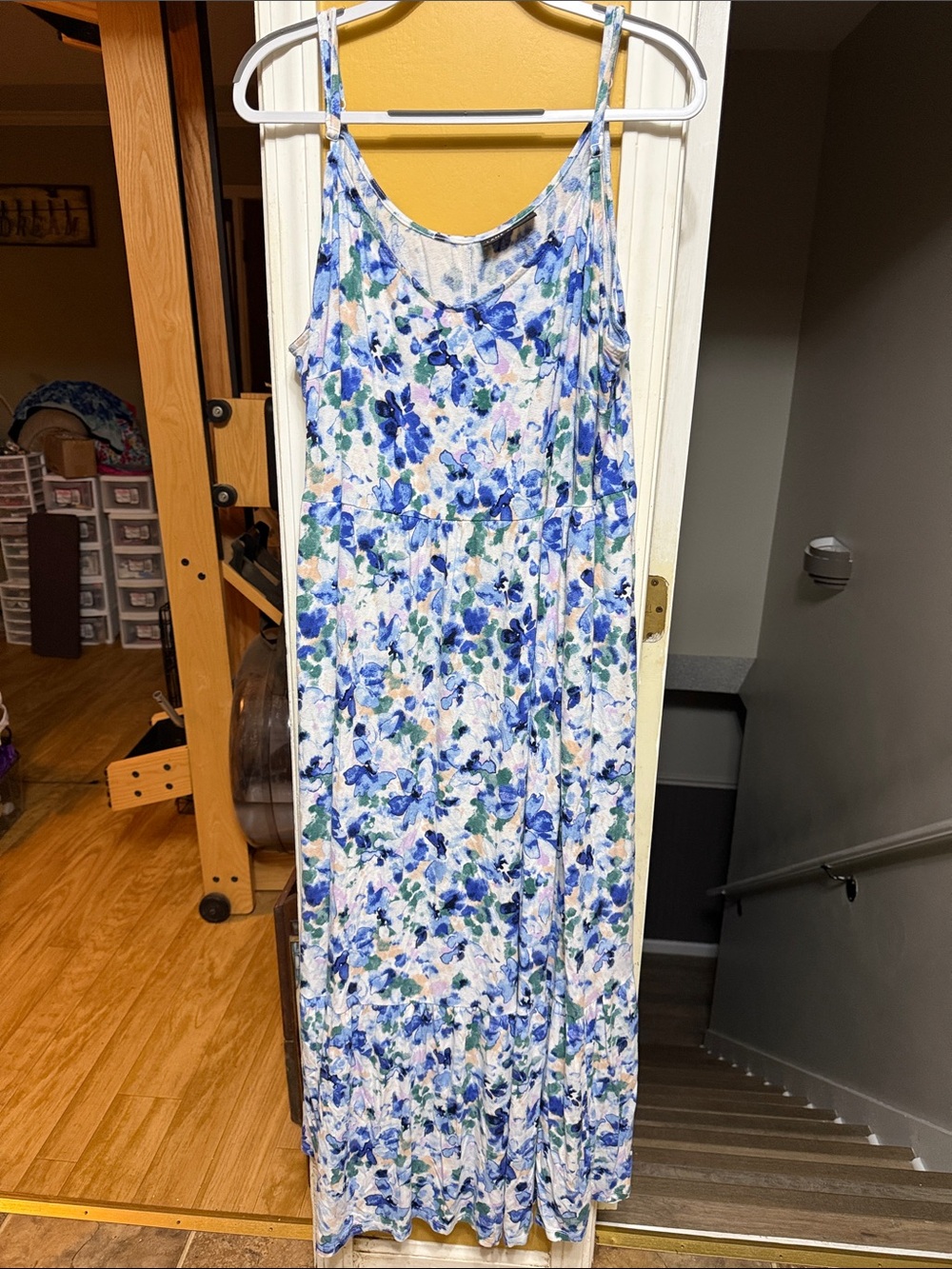 Lane Bryant Floral Maxi Dress 26/28 Blue Sleeveless Pockets Stretch
